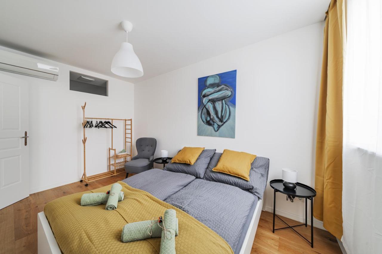 Business Apartment With Air Condition เวียนนา ภายนอก รูปภาพ