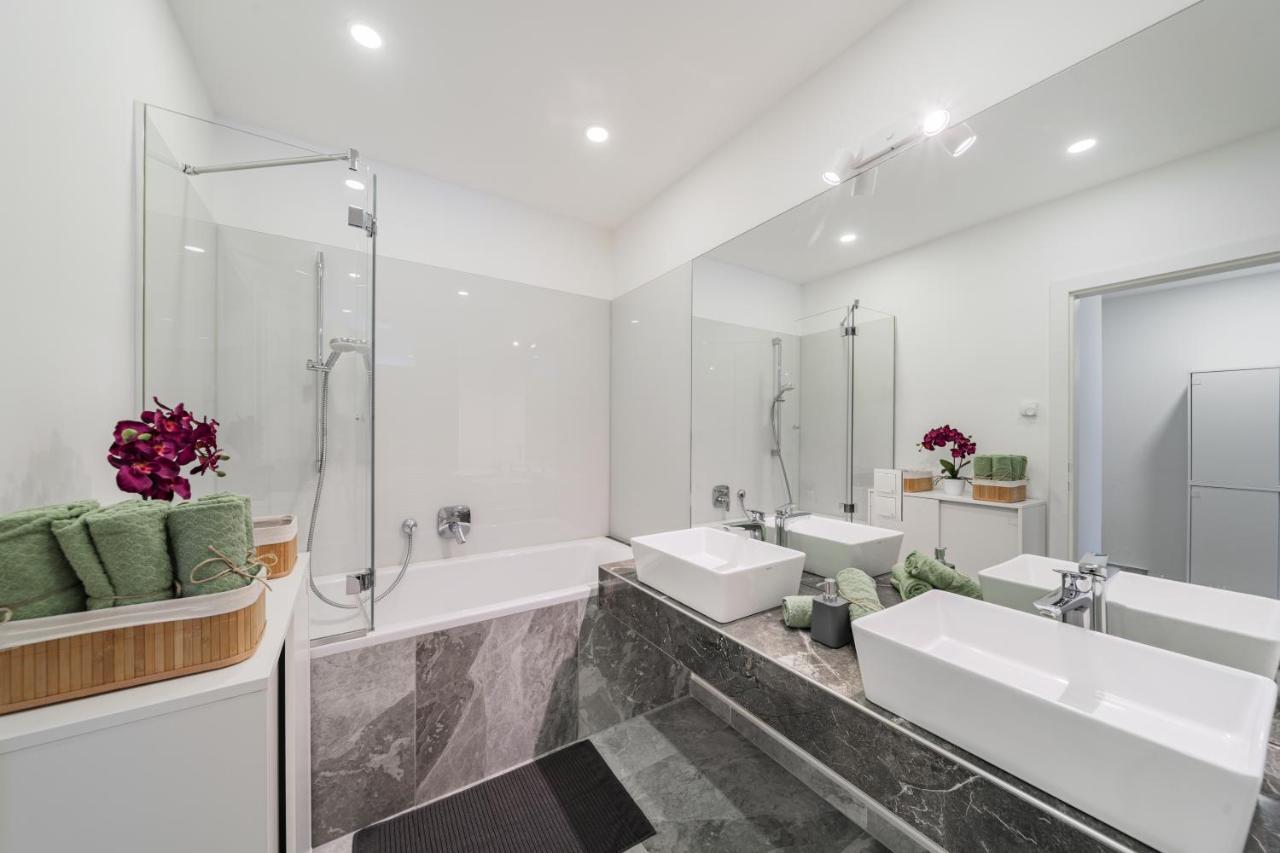 Business Apartment With Air Condition เวียนนา ภายนอก รูปภาพ