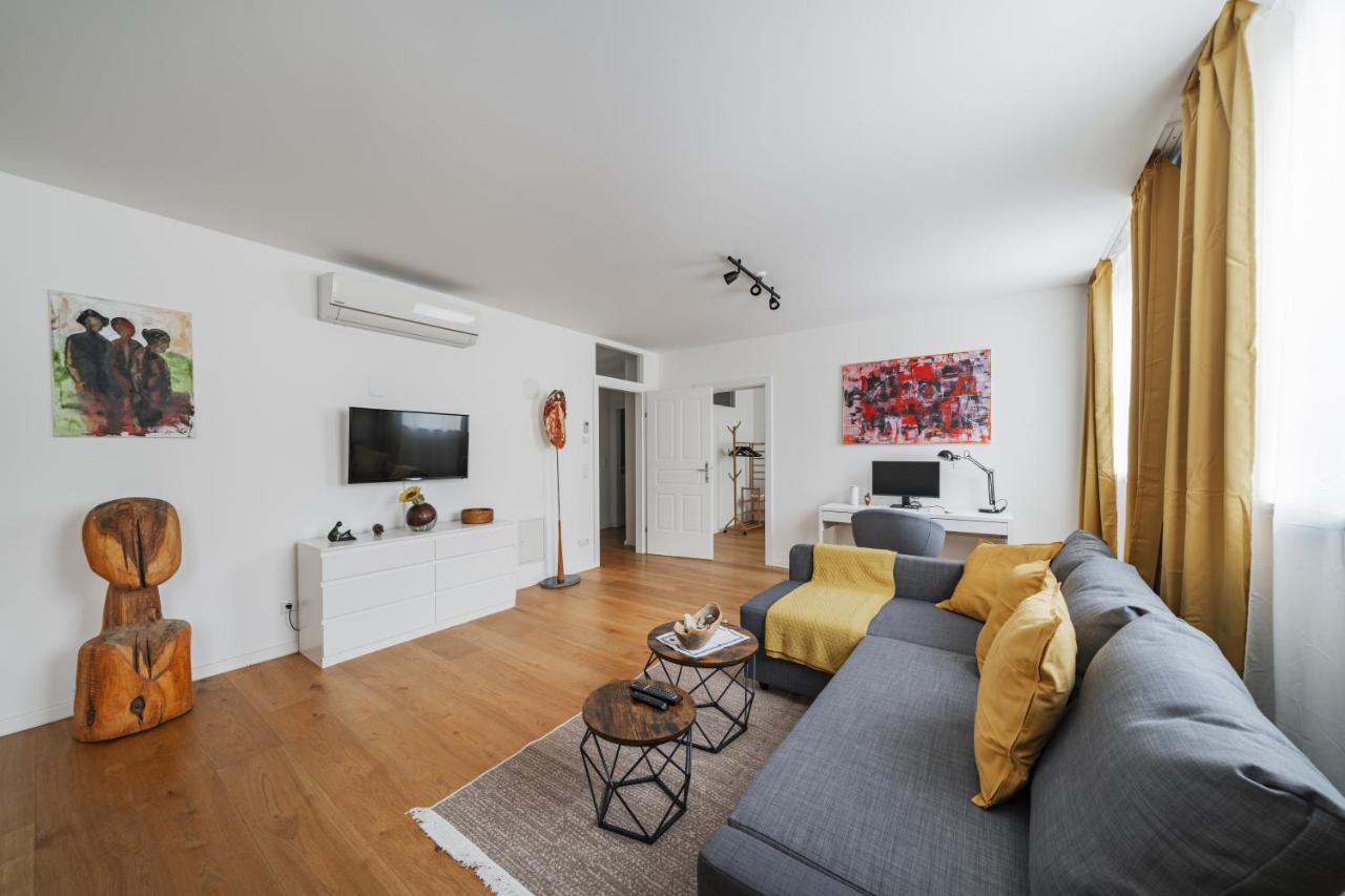Business Apartment With Air Condition เวียนนา ภายนอก รูปภาพ