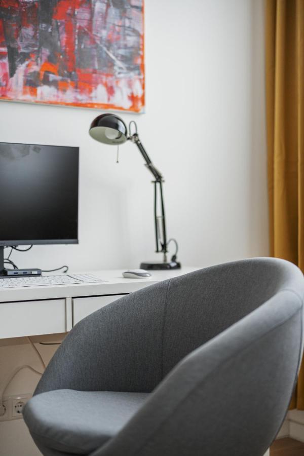 Business Apartment With Air Condition เวียนนา ภายนอก รูปภาพ