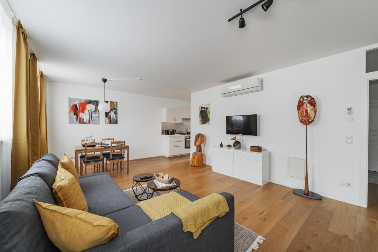 Business Apartment With Air Condition เวียนนา ภายนอก รูปภาพ